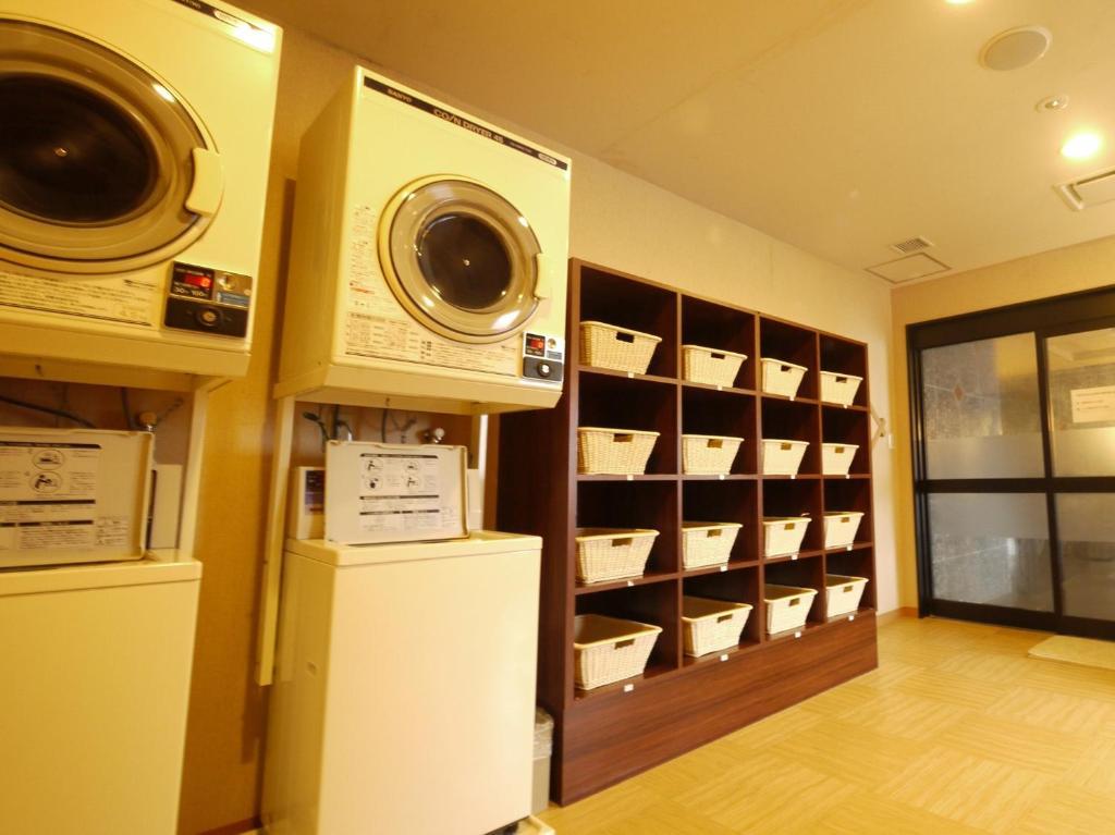Hotel Route-Inn Dai-Ni Kameyama Inter Екстериор снимка